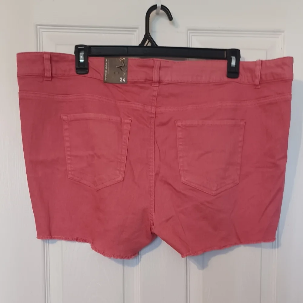 Torrid Distressed Denim Shorts - Picture 5 of 9